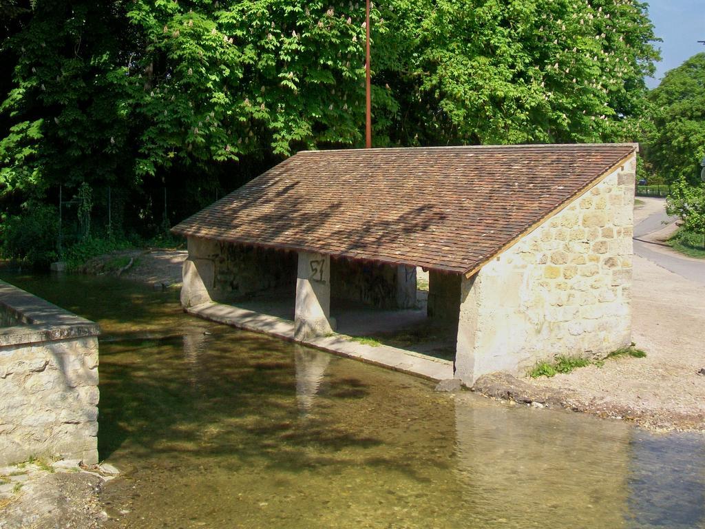 Gite Les Rainettes Coye-la-Forêt Exterior foto